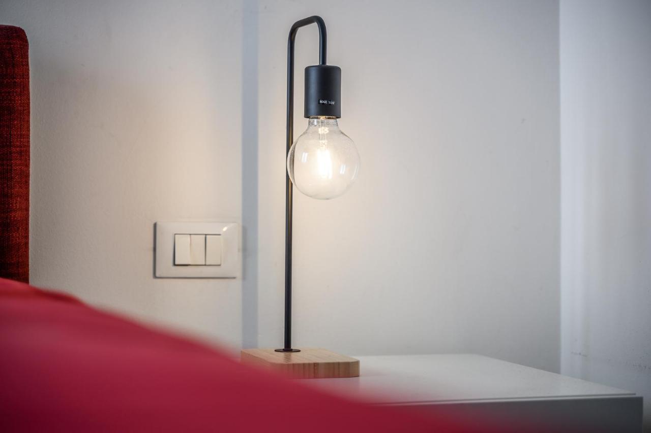 شقة The Lantern Flat - Darsena Area ميلان المظهر الخارجي الصورة
